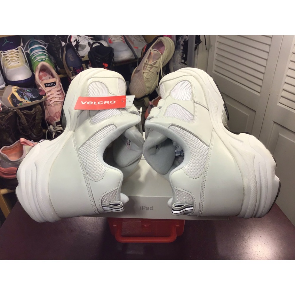 Drew Lightning II V - Men's Athletic Walking Shoe. Like New. - Picture 9 of 16